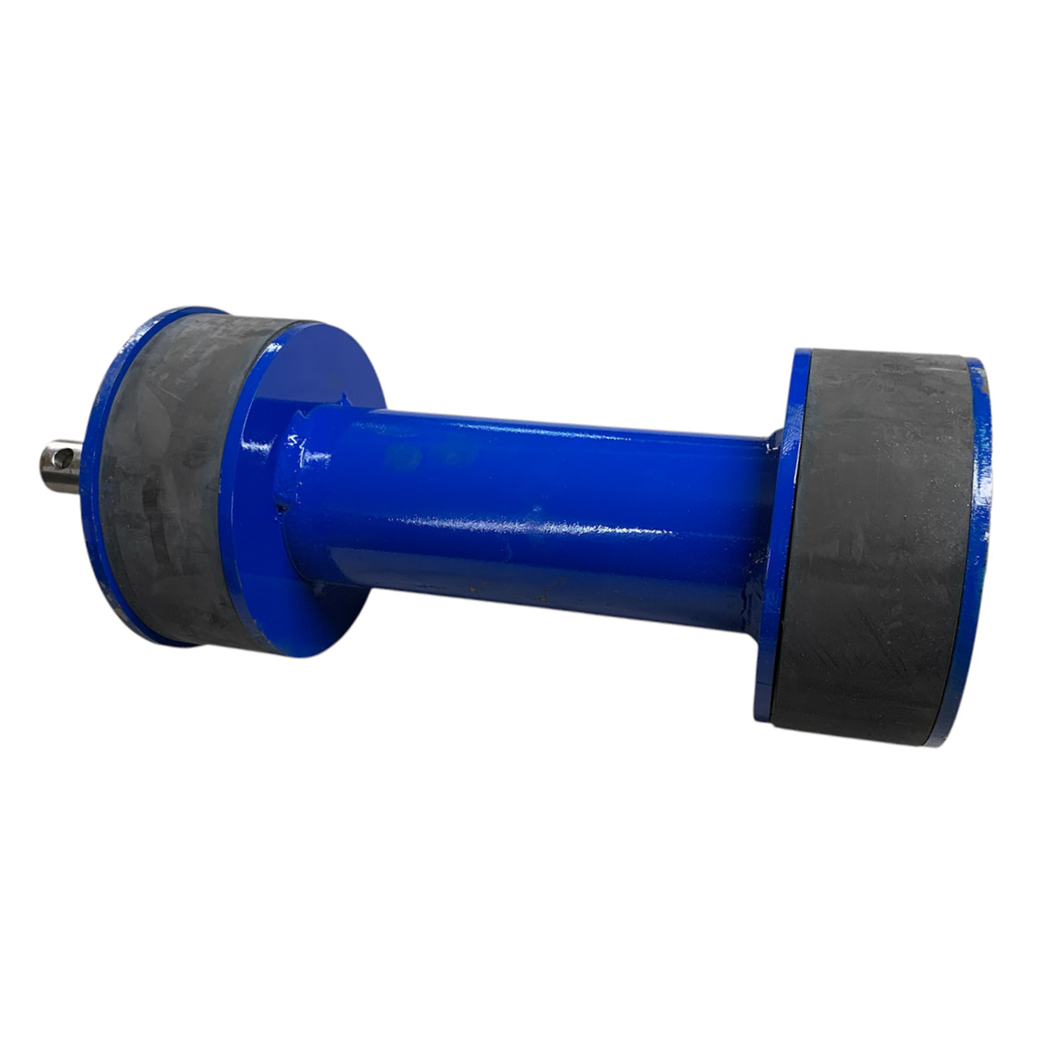 This roto screed tube cone end plug slots into a bare-end tube with a diametre of 6". Once positioned inside the tube a tightening mechanism make the rubber expand to tightly grip the inside of the tube.