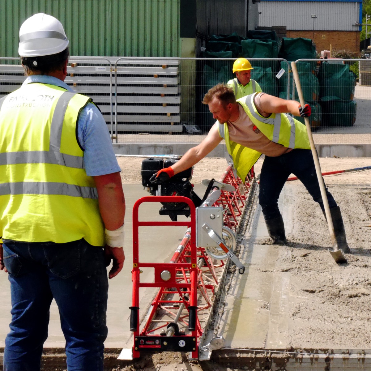 The Razorback Truss Screed from Allen Engineering is available for concrete levelling from Speedcrete, United Kingdom.