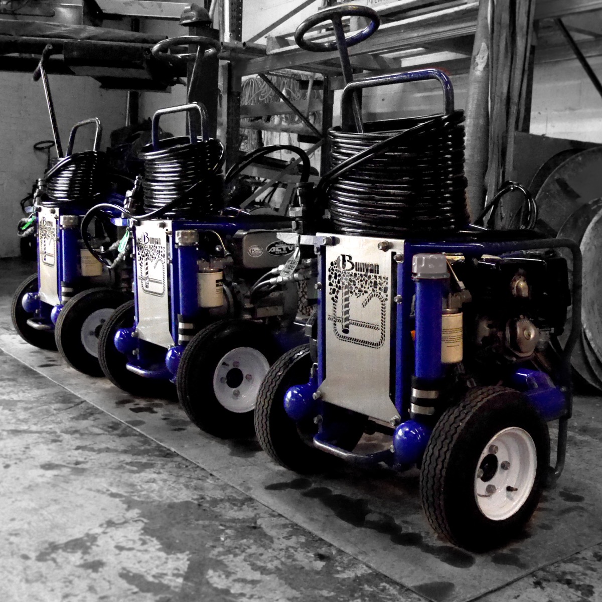 This concrete levelling hydraulic machine. The Bunyan Striker is powered by a diesel Kuboto engine. This machine connects to roller tubes which flatten out the concrete on the slab. Available from Speedcrete, United Kingdom.