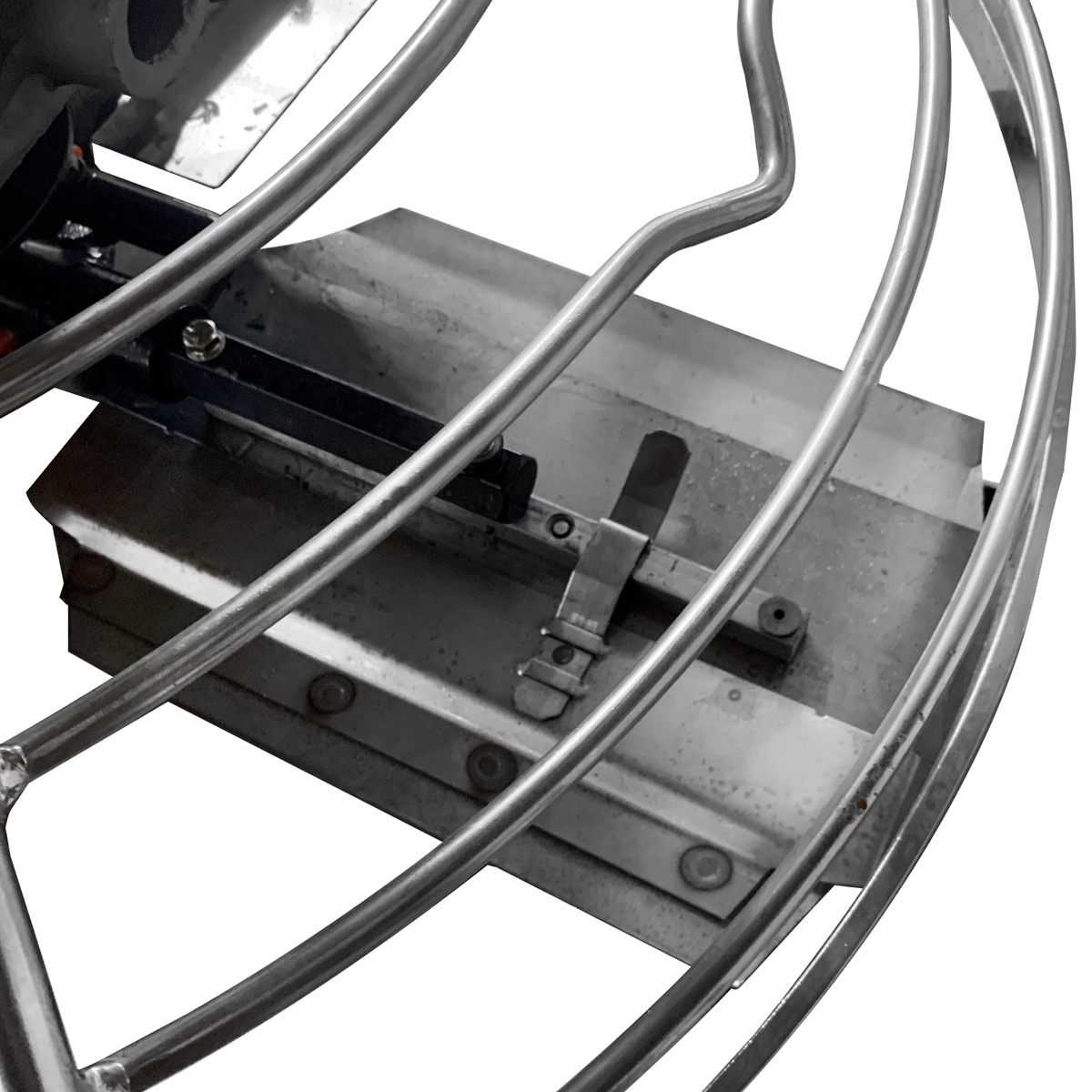 Barikell 36" Electric power float for environments that demand fume free emissions and low environmental impact. Available from Speedcrete, United Kingdom concrete levelling and finishing products.