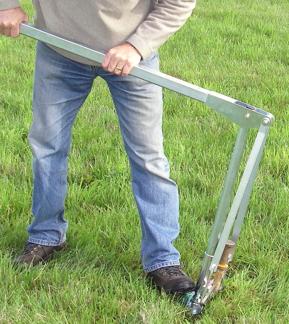 JACKJAW 302 Marquee Stake Extractor < 42"