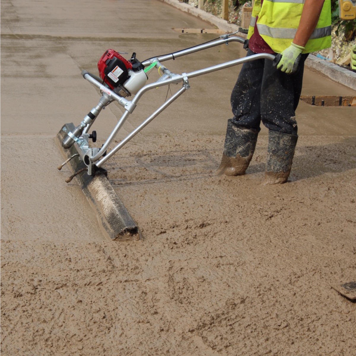 Multivibes are used to finish concrete level while applying vibration to consolidate the concrete. This machine can be used with various bar lengths to suit your operation. Available from Speedcrete, United Kingdom.