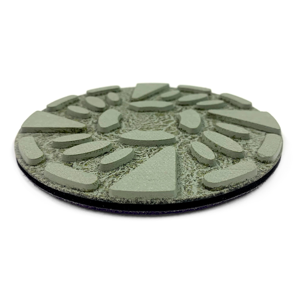 Diamond Resin Concrete Polishing Pizza-style Pads 125mm. These polishing pads are used on concrete surfaces and can be connected via a velcro system. Speedcrete, United Kingdom.