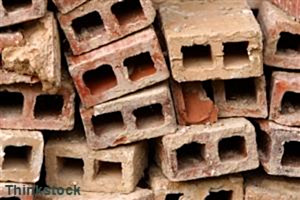 Signs that decline of work for users of brick tools will cease seen by experts