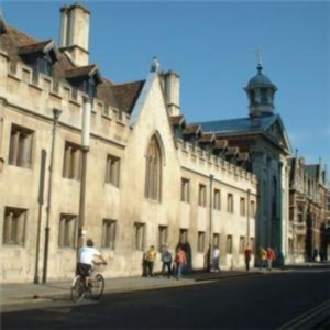 Floor saw blades may have helped damp-proof project at Oxford University